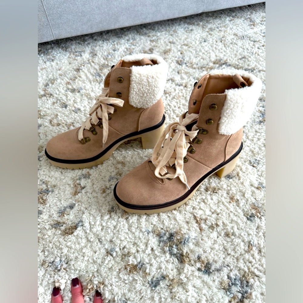Mi.iM Conquest Heeled Shearling Lace Up Bootie - Women’s 6.5